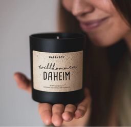 [2100000022007] Duftkerze Willkommen daheim von Happysoy 